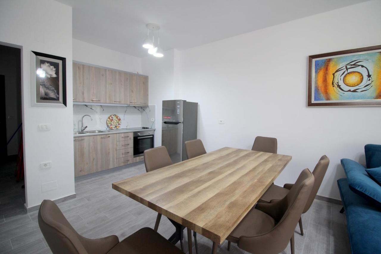 Luxury Sea View Apartaments Sarandë Exteriör bild
