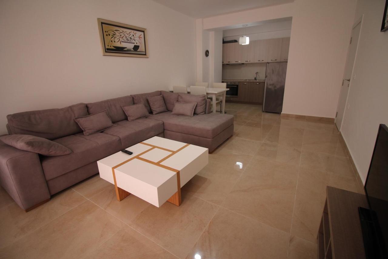 Luxury Sea View Apartaments Sarandë Exteriör bild