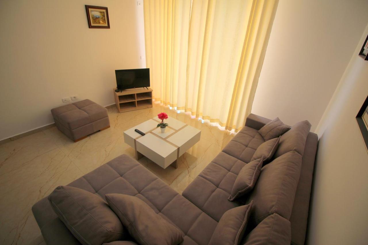 Luxury Sea View Apartaments Sarandë Exteriör bild