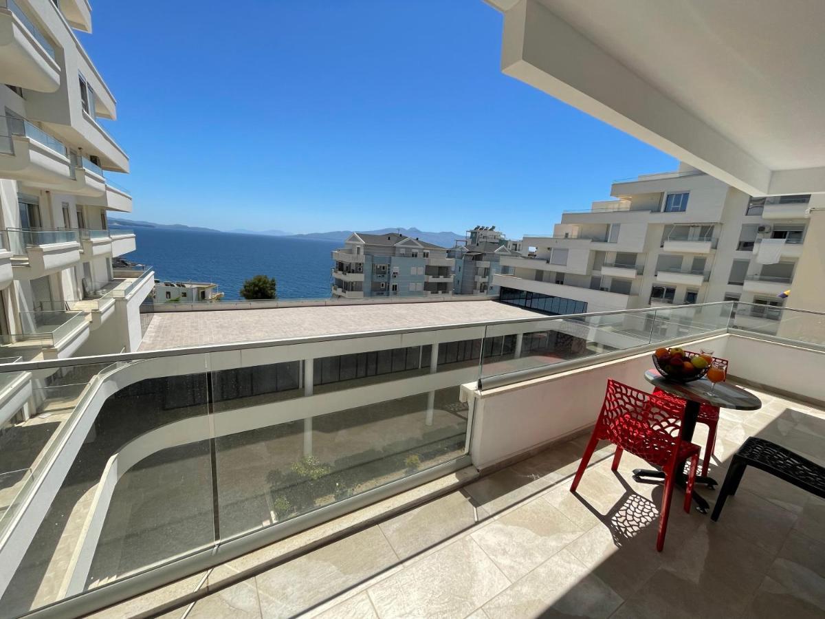 Luxury Sea View Apartaments Sarandë Exteriör bild