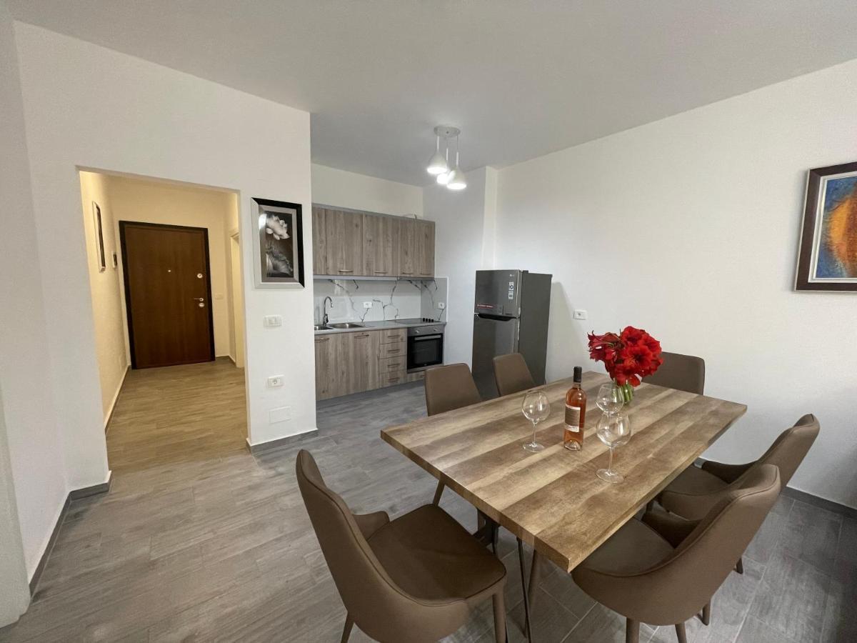 Luxury Sea View Apartaments Sarandë Exteriör bild