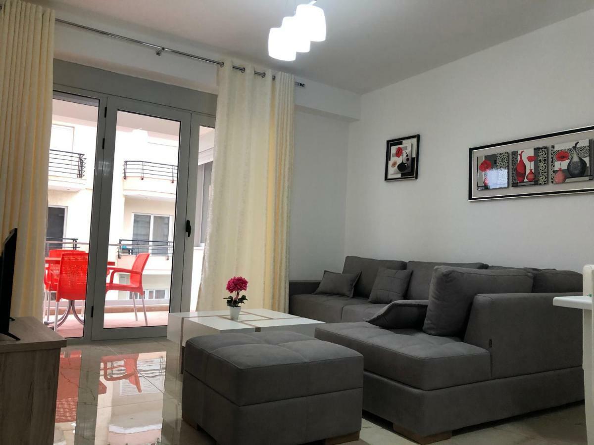 Luxury Sea View Apartaments Sarandë Exteriör bild